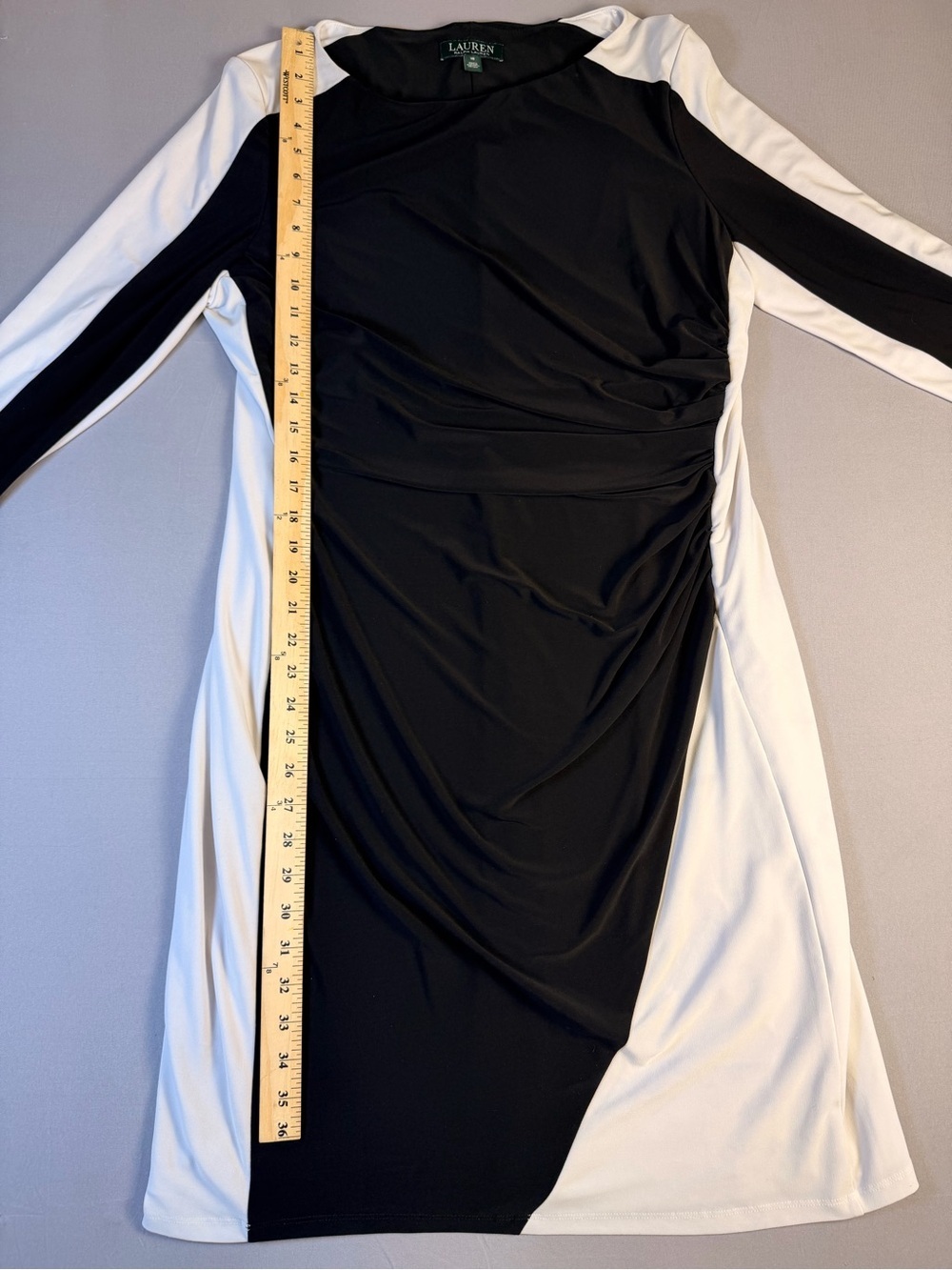 Beautiful Ralph Lauren Women’s Fitted Stretch Dress Size 18 with Rouging - Picture 3 of 8